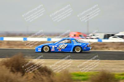 media/Jan-26-2025-CalClub SCCA (Sun) [[cfcea7df88]]/Group 3/Race/